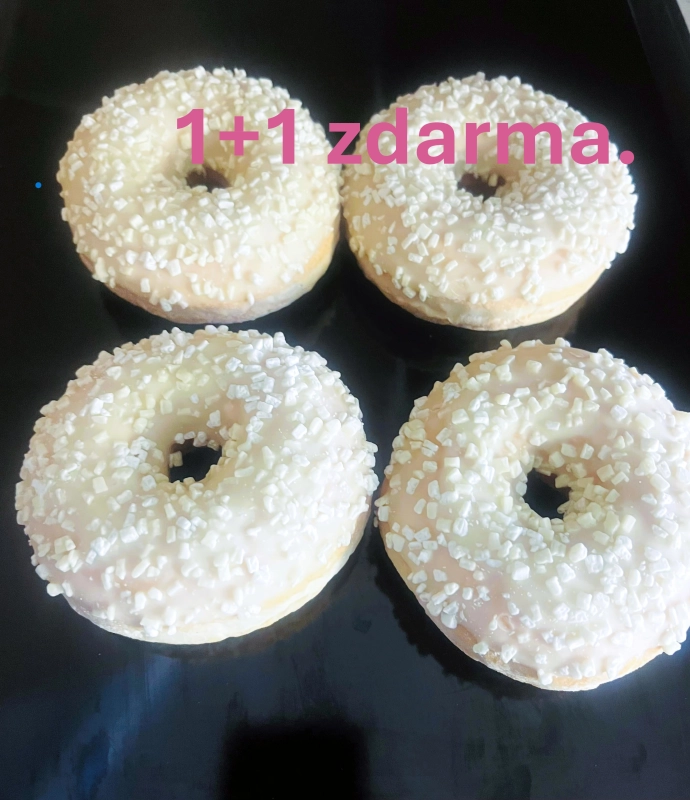 Donut vanilkový plněný