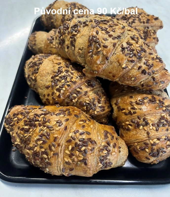 Croissant celozrnný